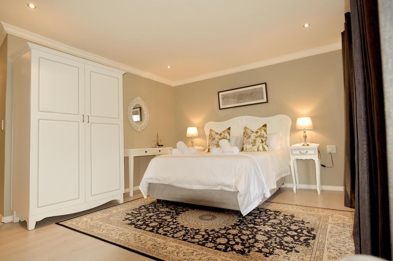Chateau La Mer Exclusive Guesthouse & Spa Hartbeespoort Bagian luar foto
