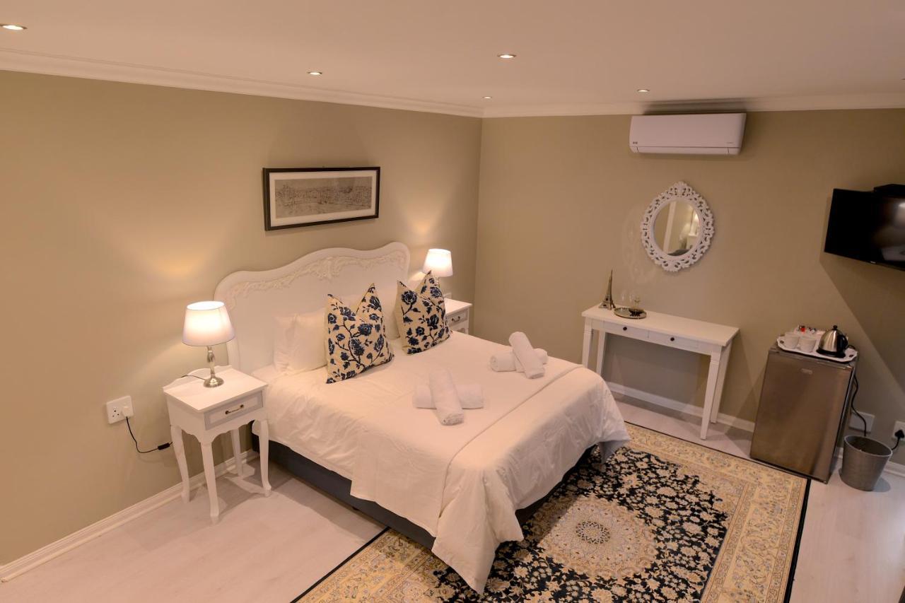 Chateau La Mer Exclusive Guesthouse & Spa Hartbeespoort Bagian luar foto