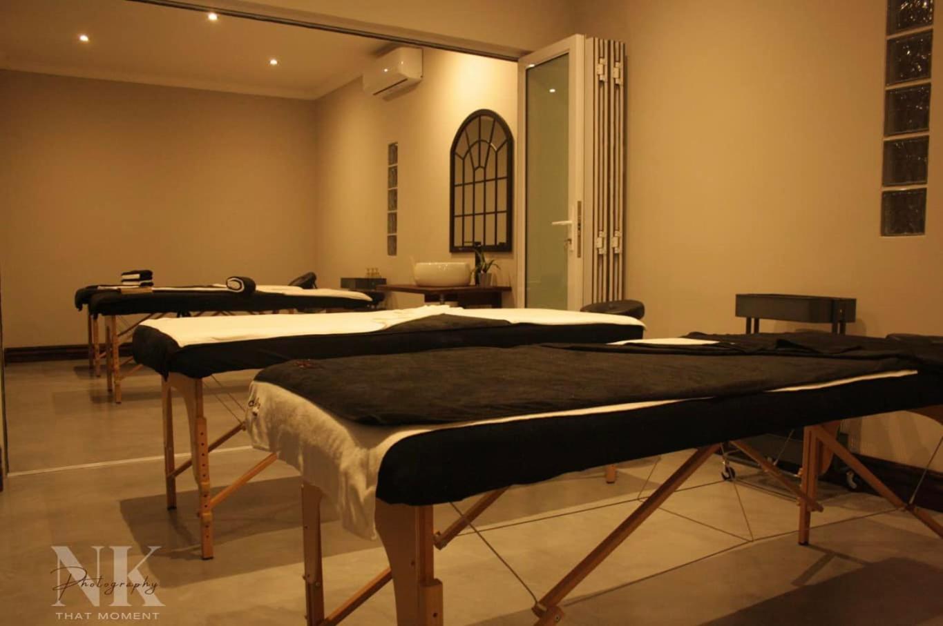 Chateau La Mer Exclusive Guesthouse & Spa Hartbeespoort Bagian luar foto