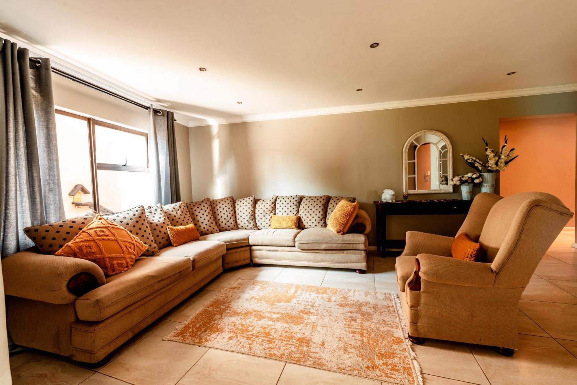 Chateau La Mer Exclusive Guesthouse & Spa Hartbeespoort Bagian luar foto
