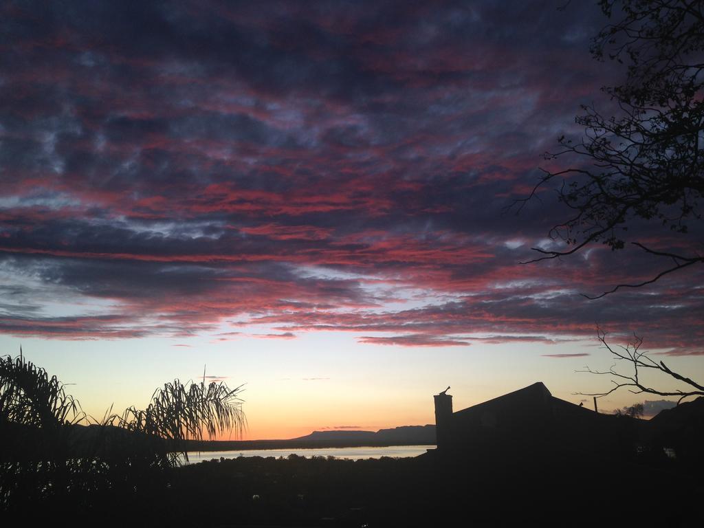 Chateau La Mer Exclusive Guesthouse & Spa Hartbeespoort Bagian luar foto